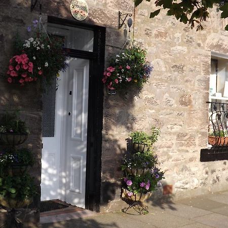 Caroline House Bed & Breakfast Berwick Upon Tweed Exterior photo